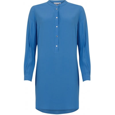 Dress in frost print